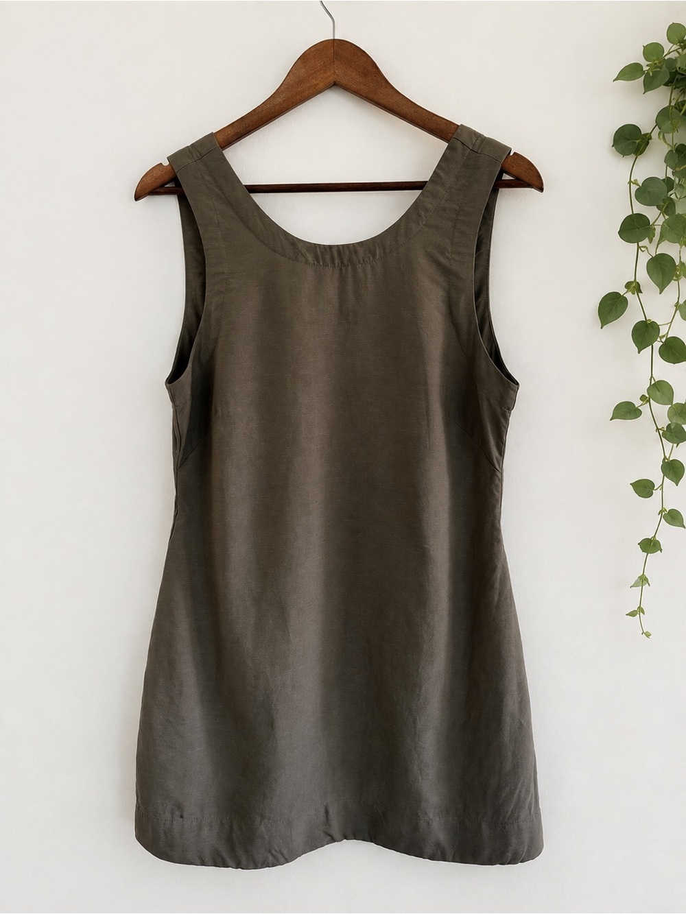 VIUTIL Olive Green Tencel Linen Low Back Mini Shift Dress XS